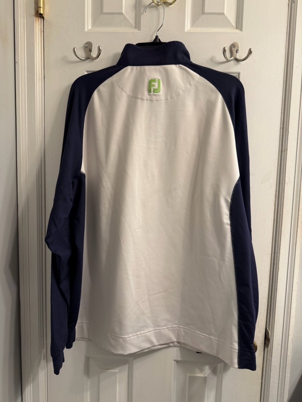 SOLD FootJoy Green-on-White Embroidered FJ Logo Patch - Picture 3 of 6